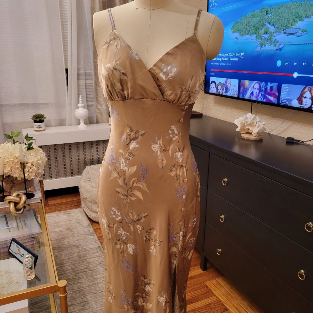 Forever 21 satin dress size L